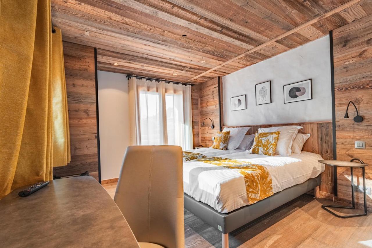 Chalet Charming B And B レ・ジェ エクステリア 写真